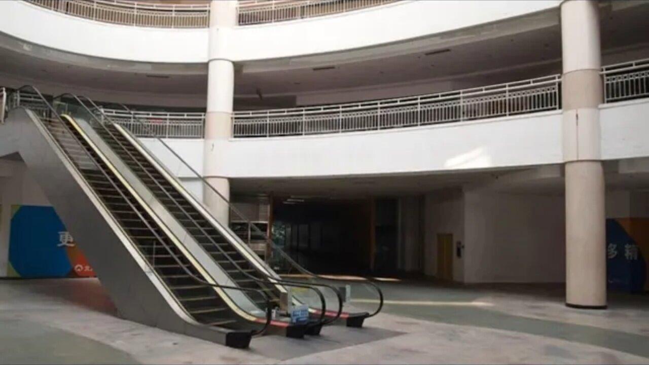 World's Loneliest Mall