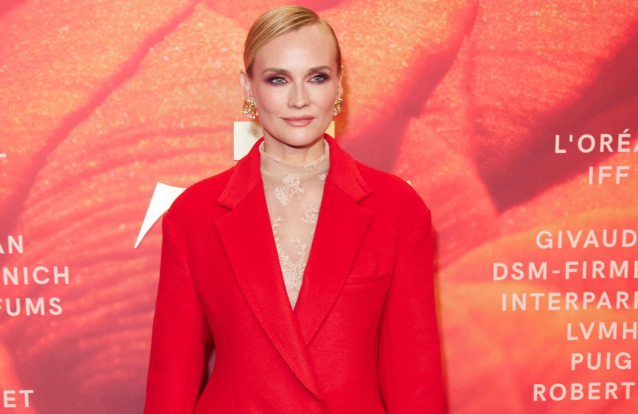 Diane Kruger showers with her daughter so she can teach her about beauty products