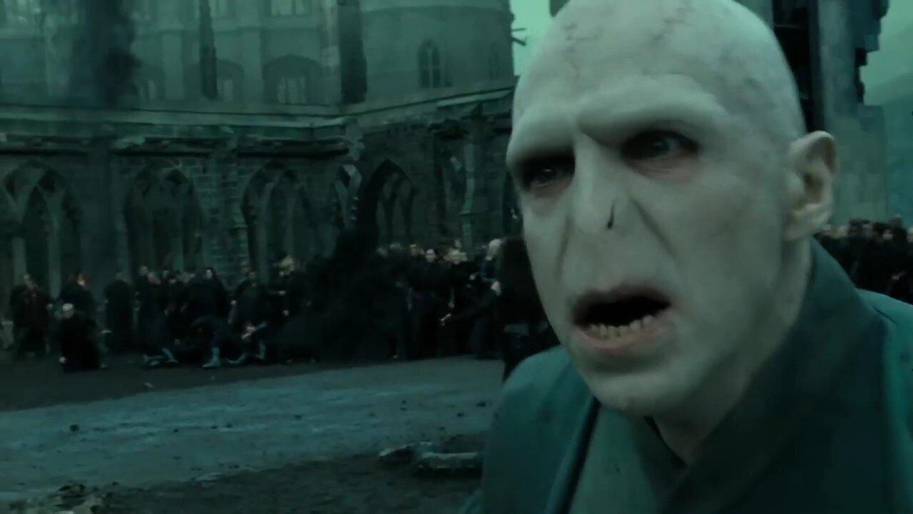 Harry vs Voldemort extended version HD