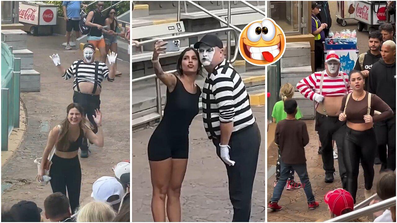 Tom the Mime | Super Hot Woman Pranked by Tom🤣 #seaworldmime #tomthemime