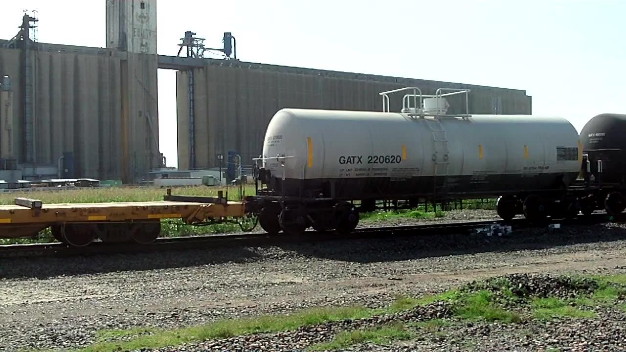 BNSF Mixed freight, Saginaw May 2015