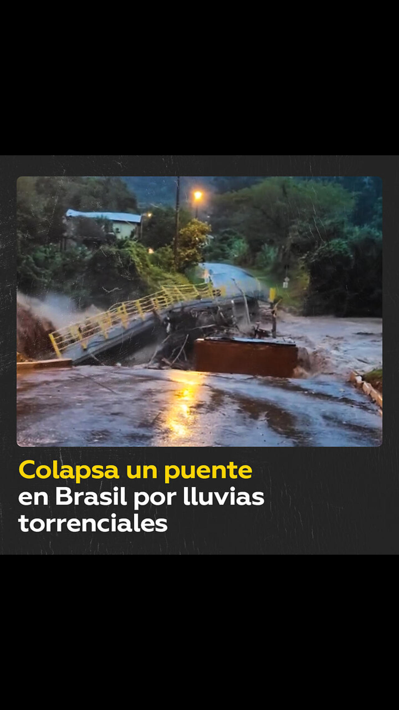 Un puente es arrastrado por fuertes inundaciones en Brasil en pleno directo de una alcaldesa