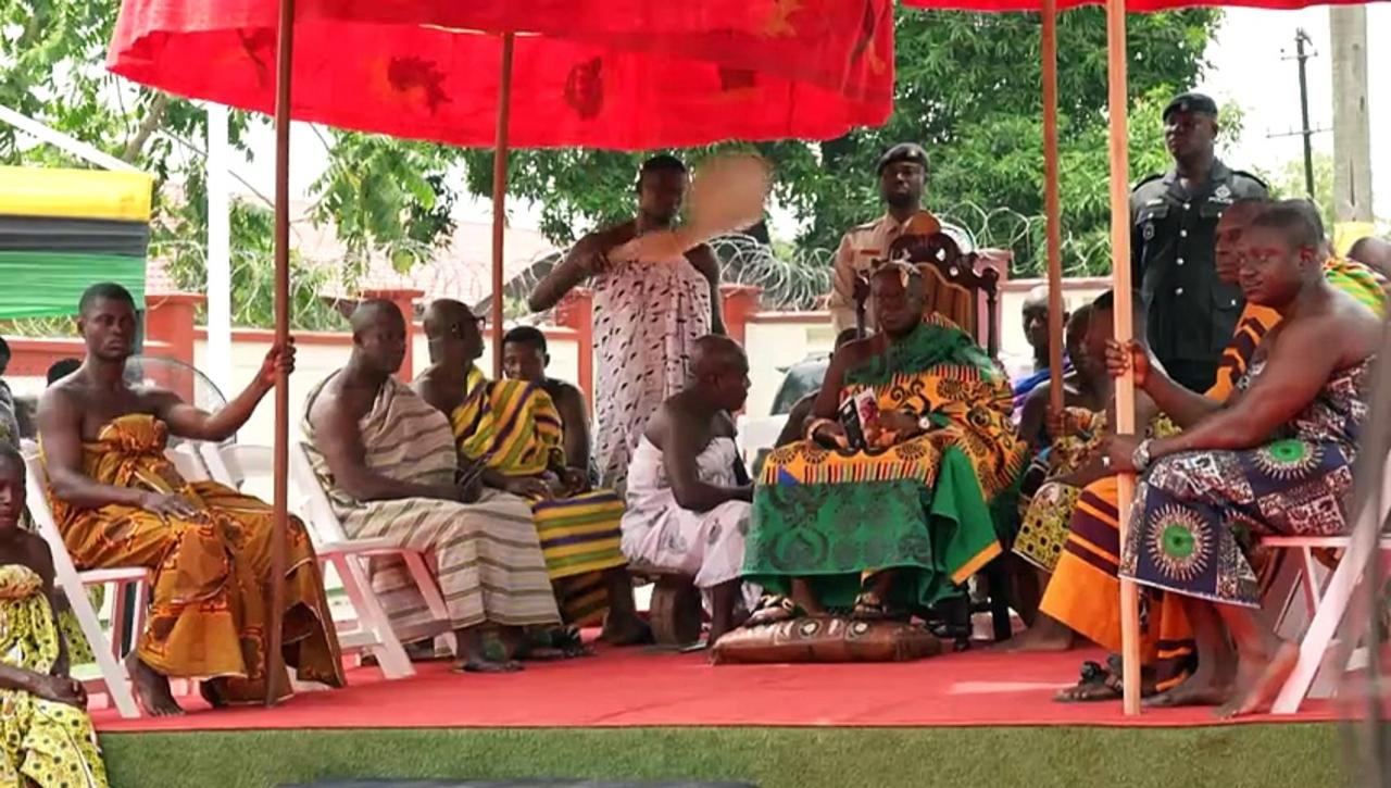 Ghana's Asante king displays return of looted treasures