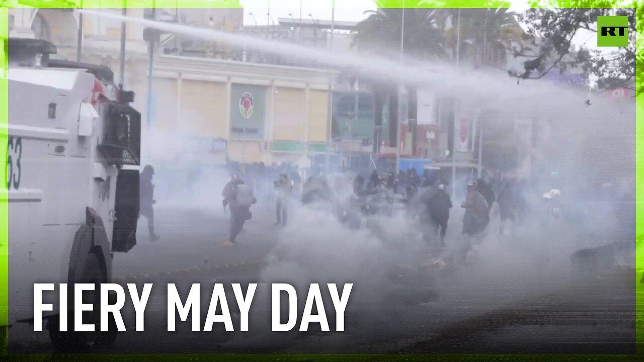 Tense May Day clashes with Molotovs and tear gas in Santiago
