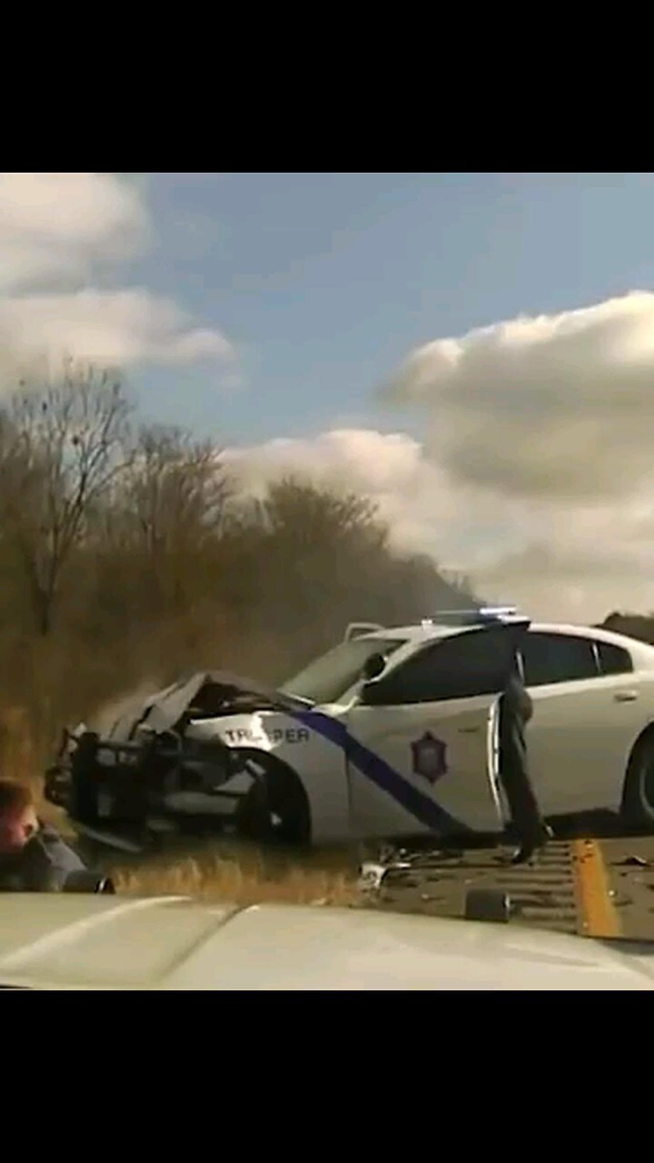 Arkansas State Trooper Ends Chase With Pit-Maneuver