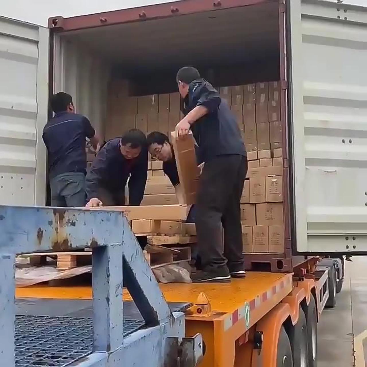 loading product