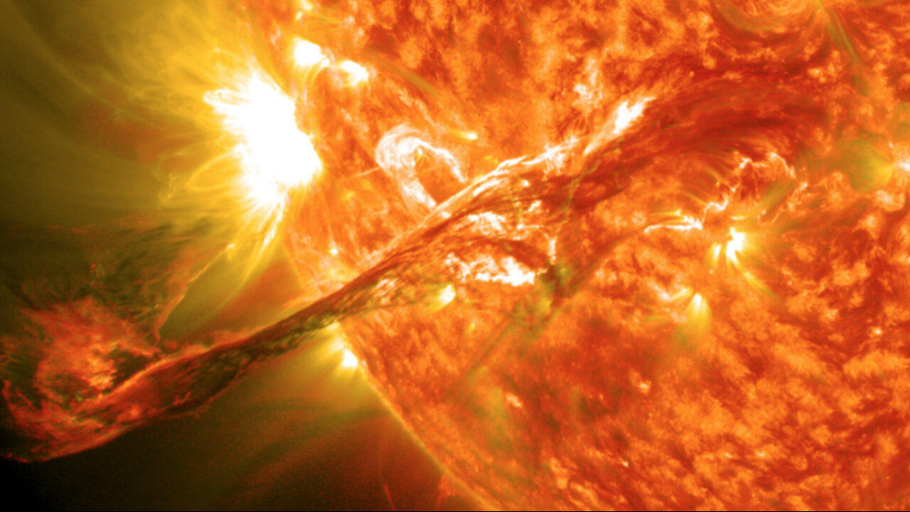 Solar Spectacle: Earth's Celestial Light Show