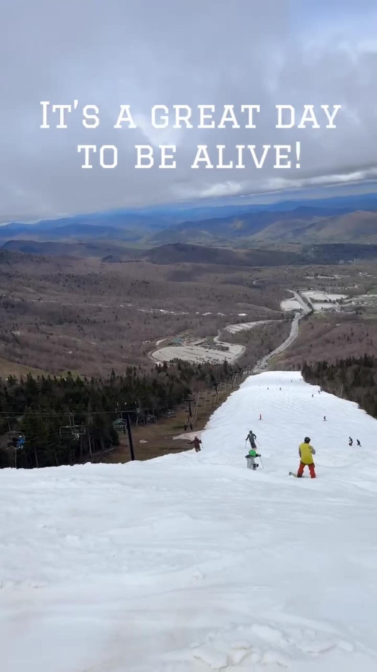 Meanwhile in Vermont… #shorts #skilife #VT #getoutside #touchsnow