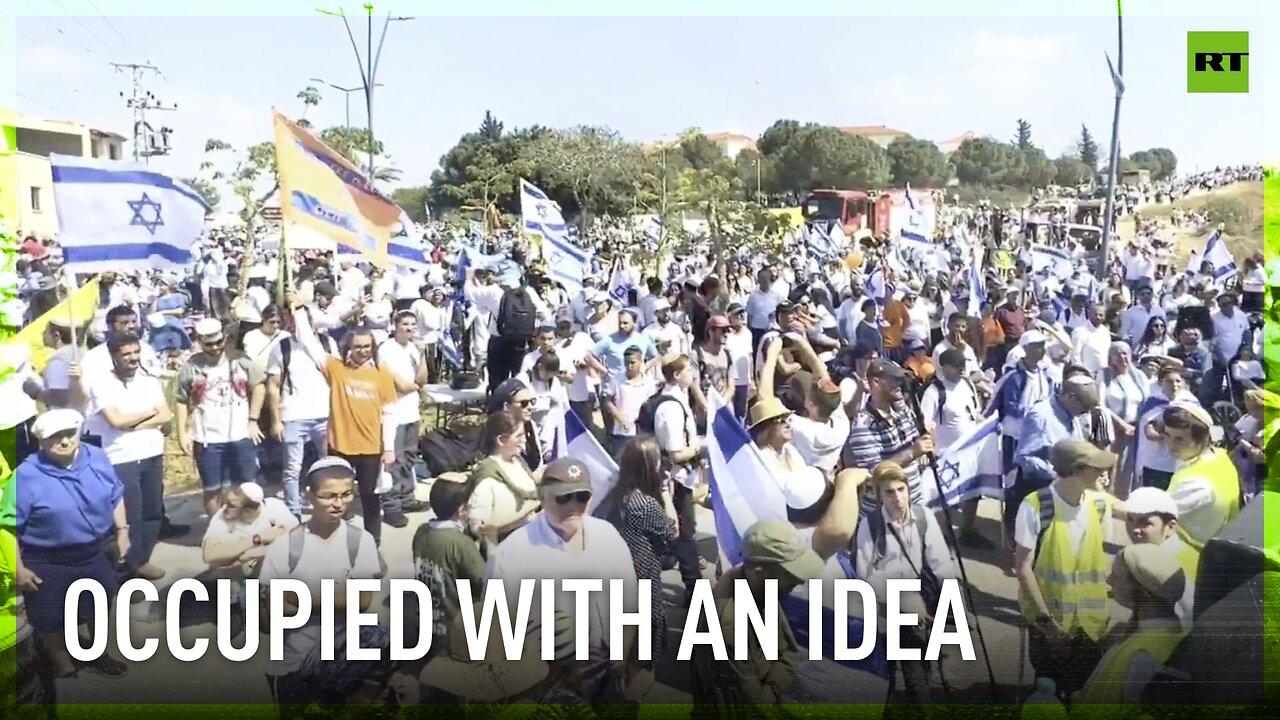 Thousands march in Sderot for Israel's reoccupation of Gaza