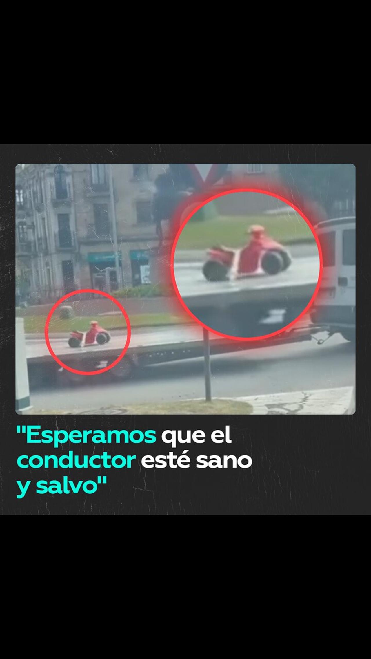 Furgoneta remolca un ‘gran’ vehículo en España