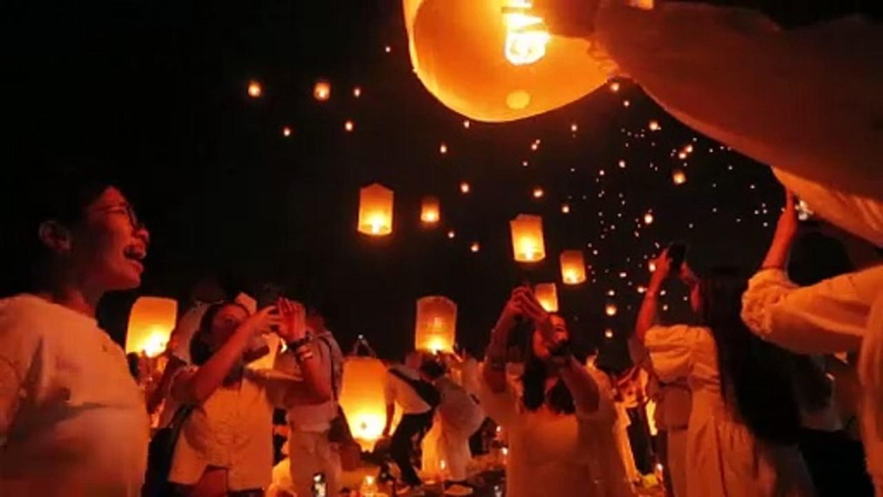 Buddhists in Indonesia mark Vesak Day with lanterns and prayers
