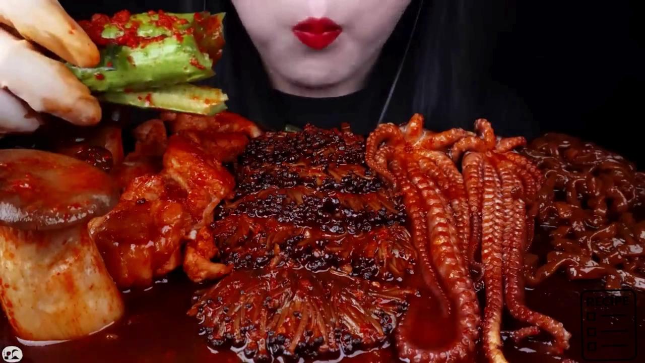 Enjoying ASMR Black Bean Noodles, Spicy Seafood, - One News Page VIDEO