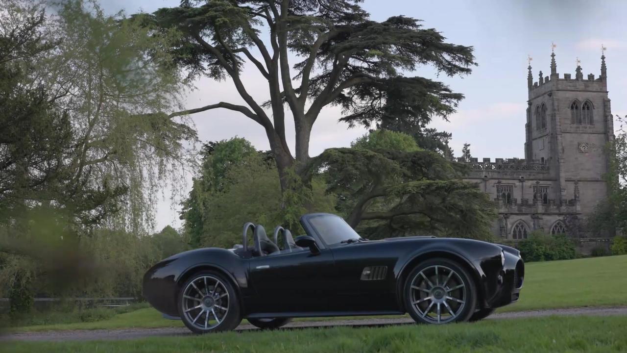 AC Cobra GT Roadster