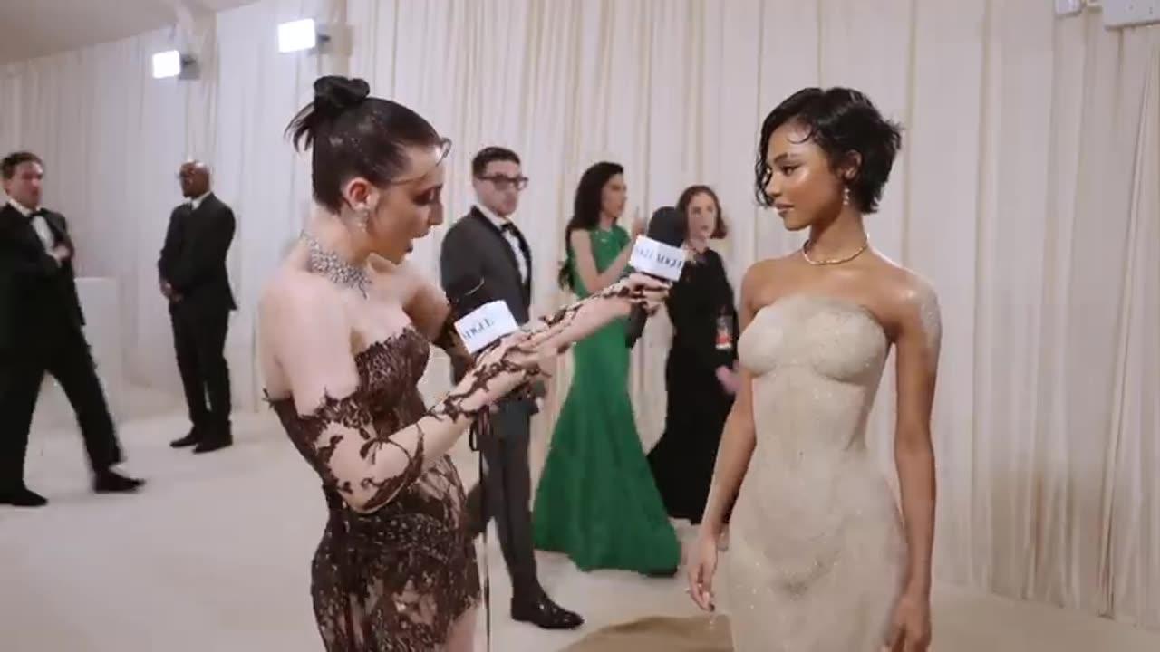 Fashion and beauty#Tyla Embodies an Hourglass at the Met | Met Gala 2024 With Emma Chamberlain
