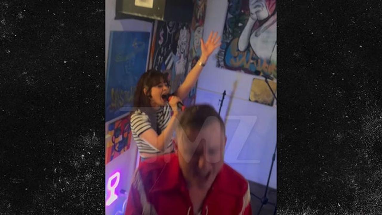 Zooey Deschanel Sings Karaoke Amid Movie Shoot in North Carolina