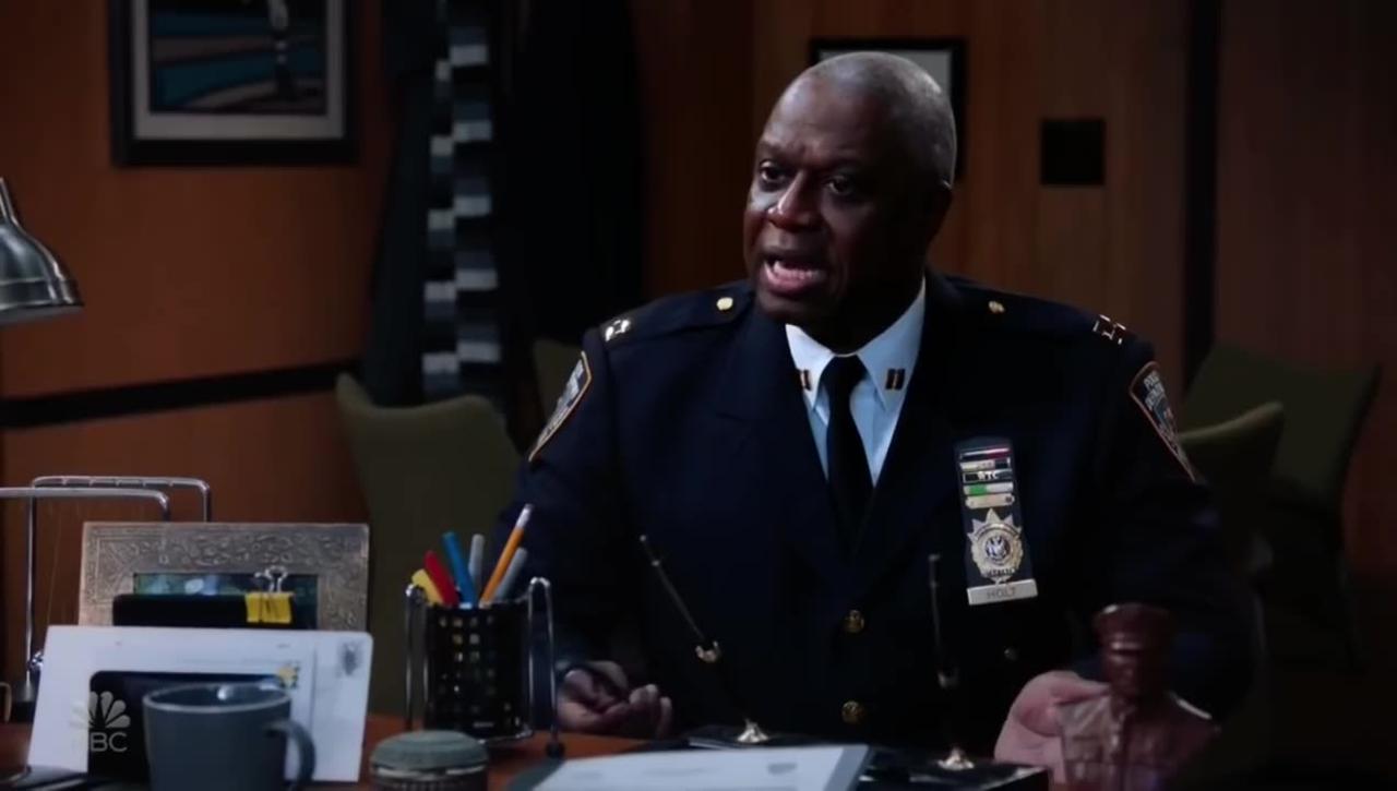 Captain Holt’s Tattoo Is Revealed | Brooklyn - One News Page VIDEO