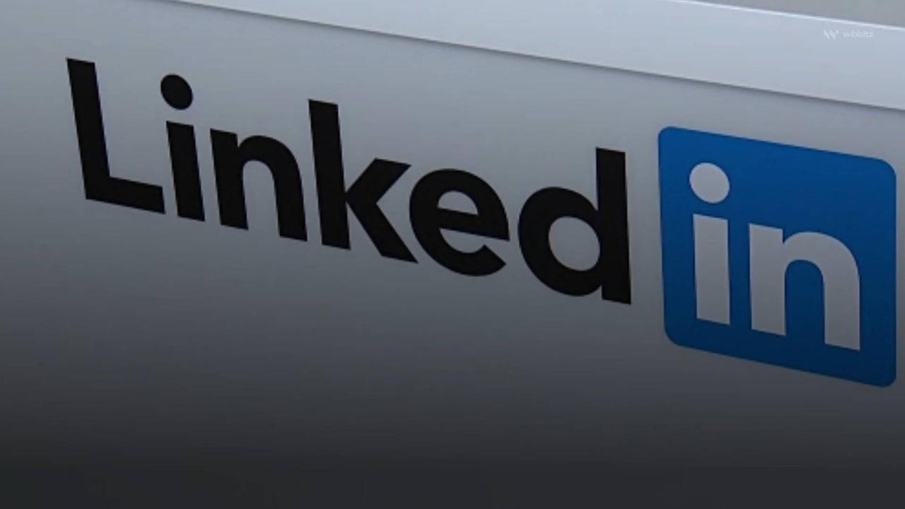 LinkedIn Expands AI Job-Hunting Features