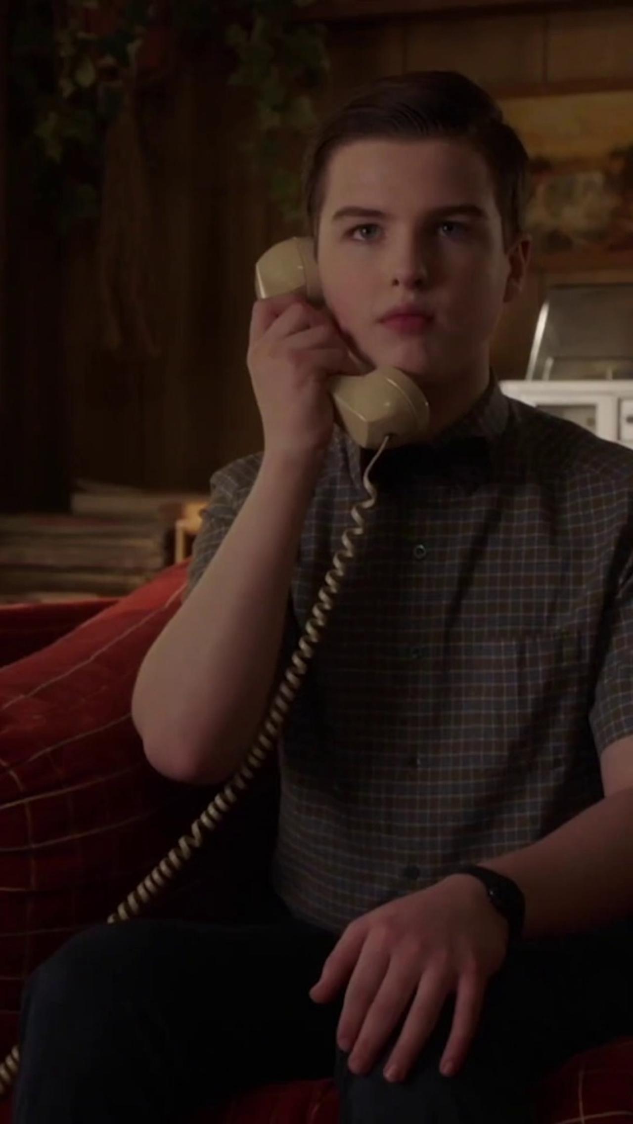Mandy’s Call for Help on CBS’ Young Sheldon