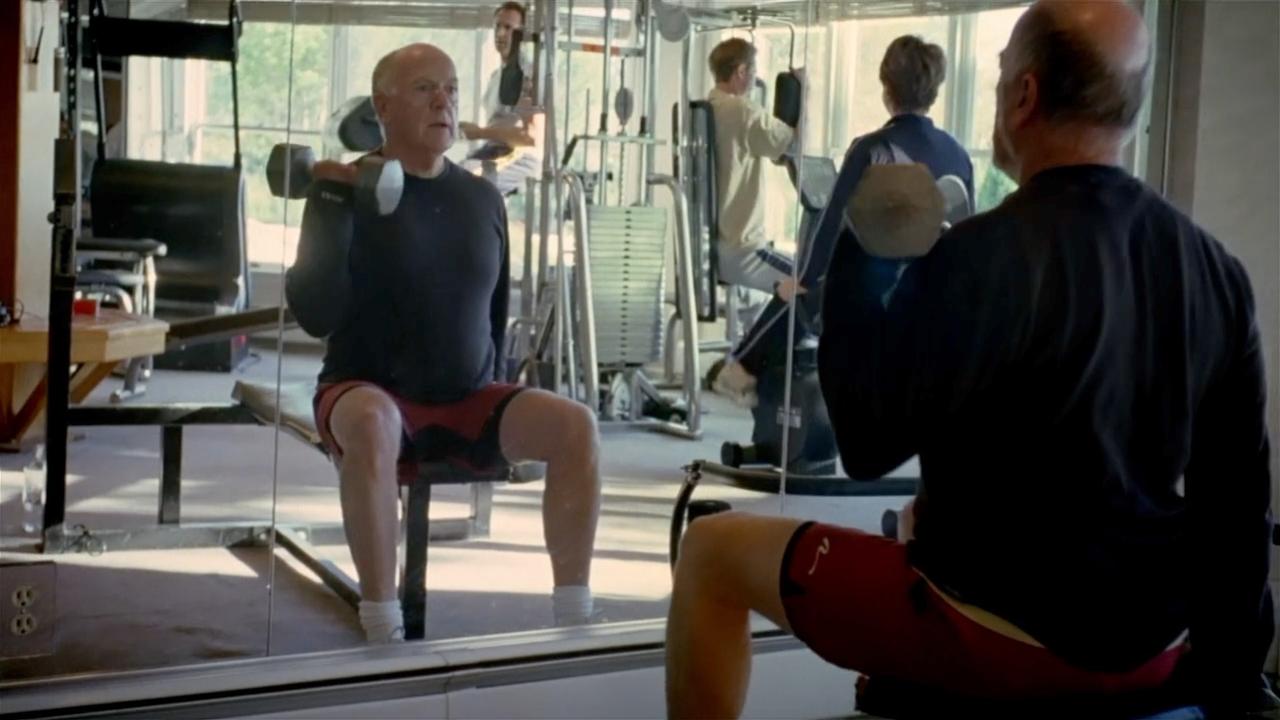 Lifting Heavy Weights at Retirement Age Could Preserve Leg Strength Long-Term