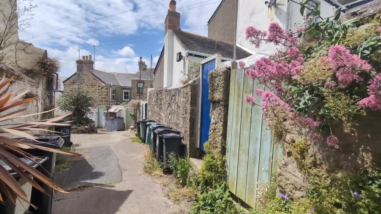 Charming Penzance, Haemoore & Gulval, Cornwall