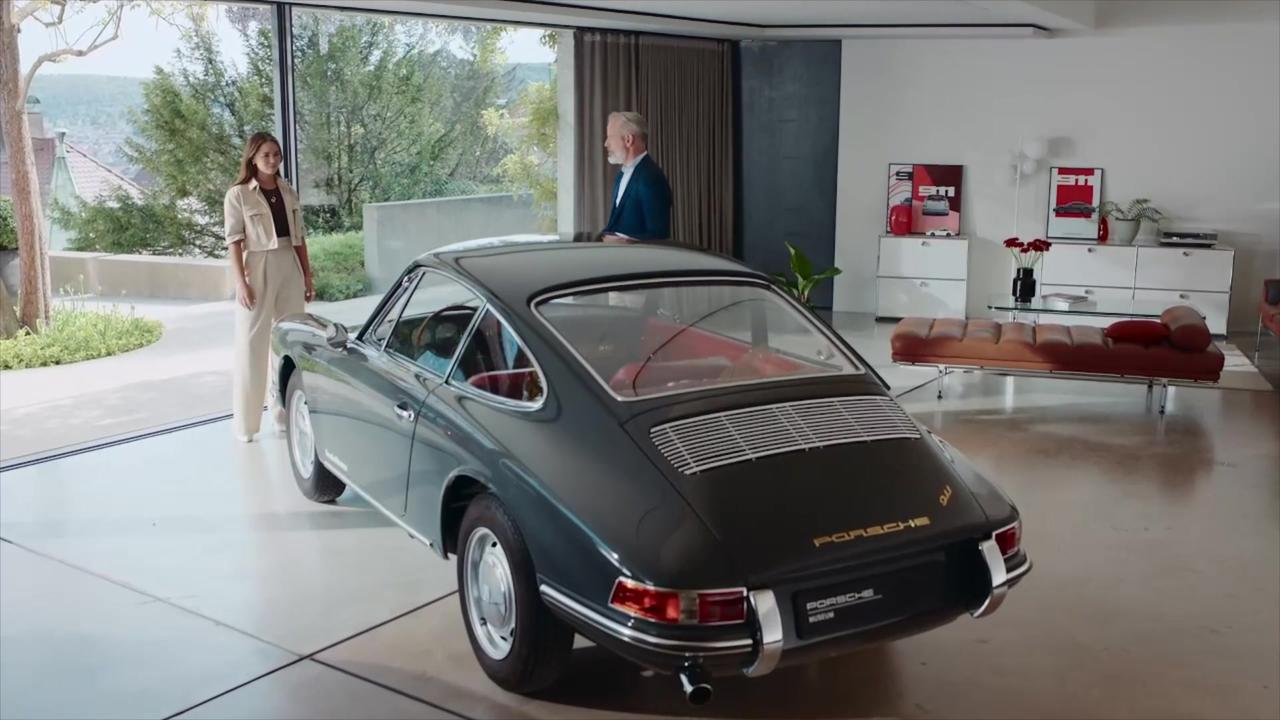 World premiere of the new Porsche 911 - Success story