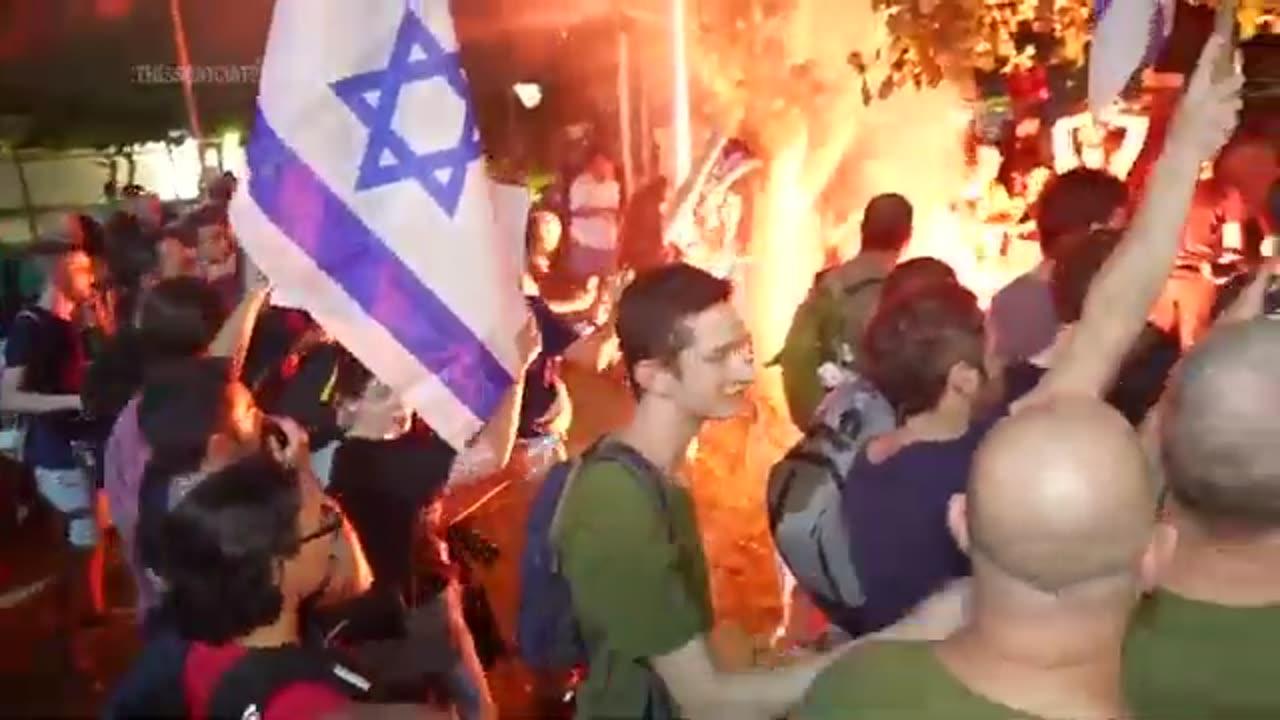 Police push back some protesters in Tel Aviv, Israel demanding new elections and Gaza hostages deal