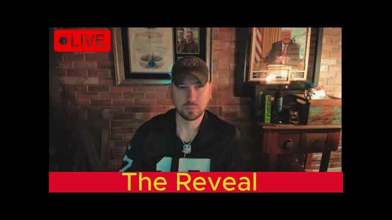 Phil Godlewski -The Reveal | Donald Trump continues to make a strong comeback
