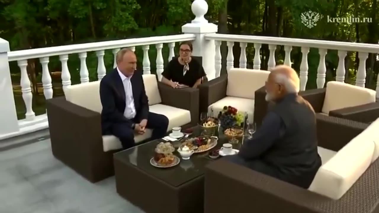 Putin warm welcome to PM Modi