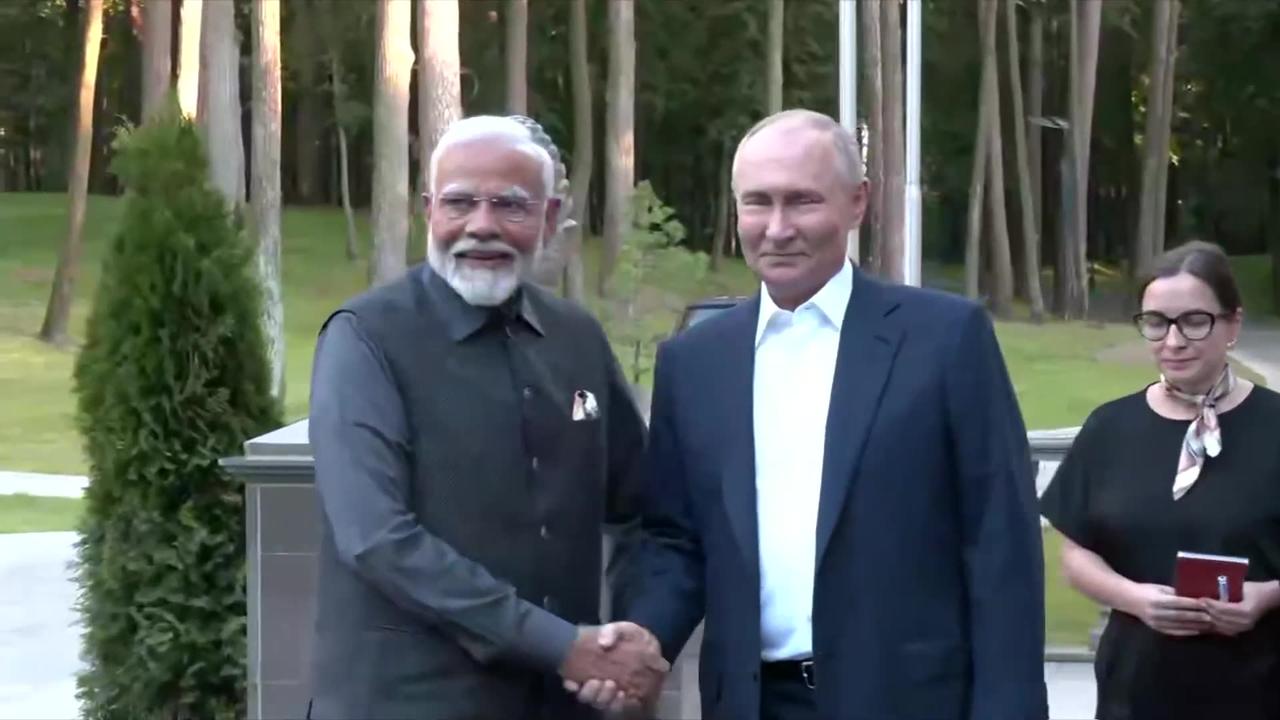 LIVE: PM Modi arrives at the Presidential Palace in Moscow Russia