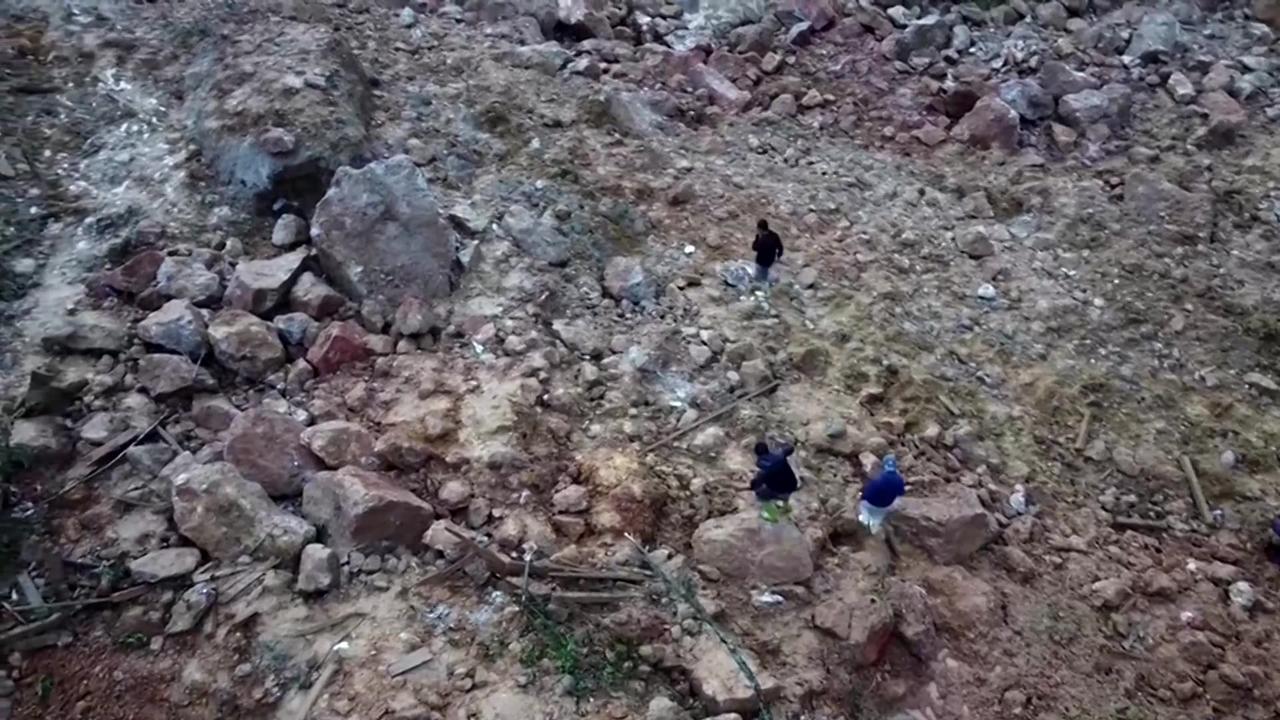 Drone video shows scale of deadly Indonesia landslide