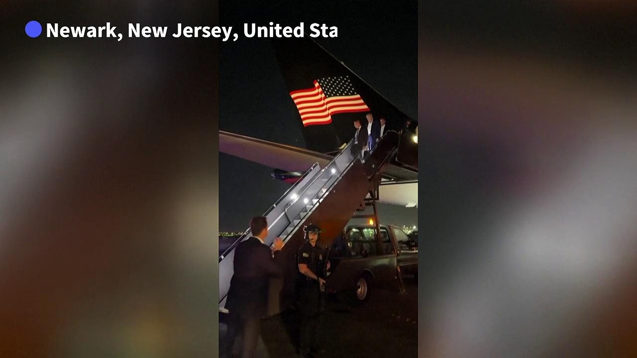 Donald Trump arrives in New Jersey following assassination attempt