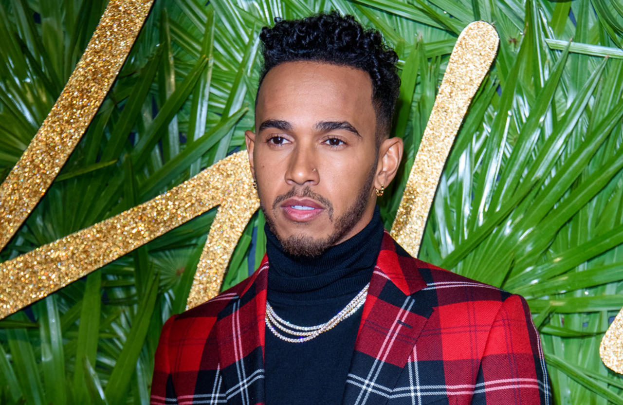 Lewis Hamilton has signed a deal to work with Dior