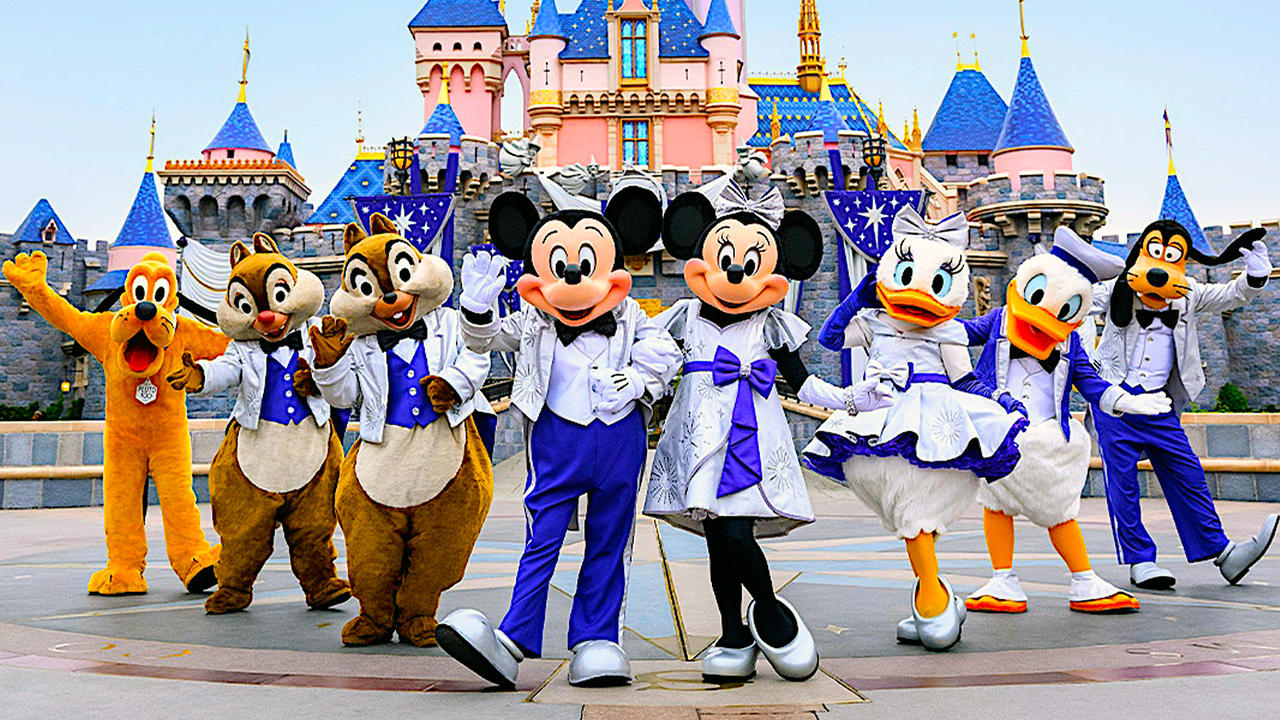 Disneyland Workers Vote in Mass to Authorize Strike