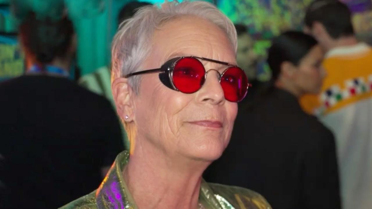 Jamie Lee Curtis Talks 'Borderlands' Production & 'Freaky Friday 2' Update at Comic-Con | THR Video