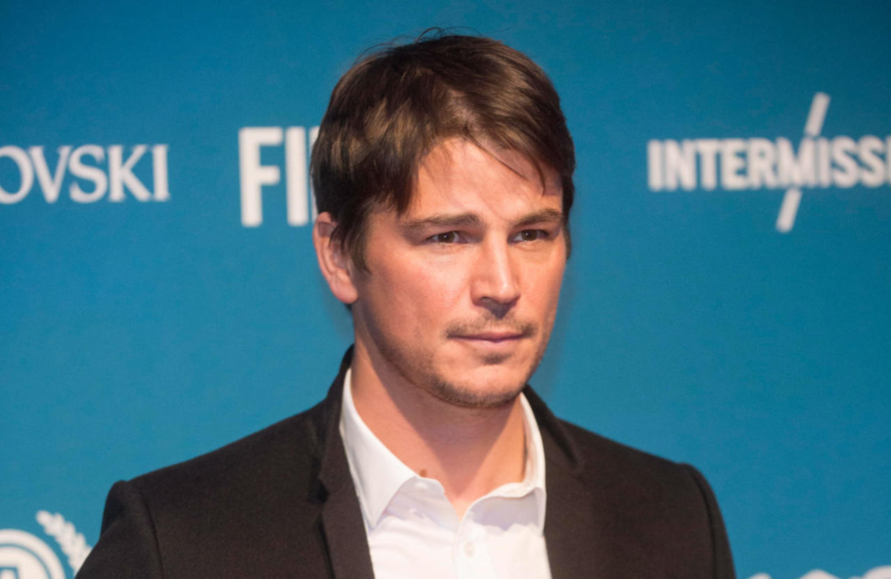 Josh Hartnett won't allow his life to be 'swallowed up' by his career