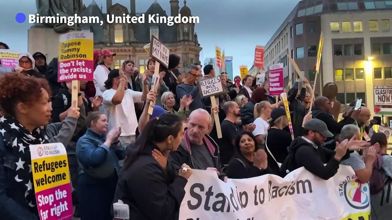 Anti-racism protesters take to UK streets to oppose far right