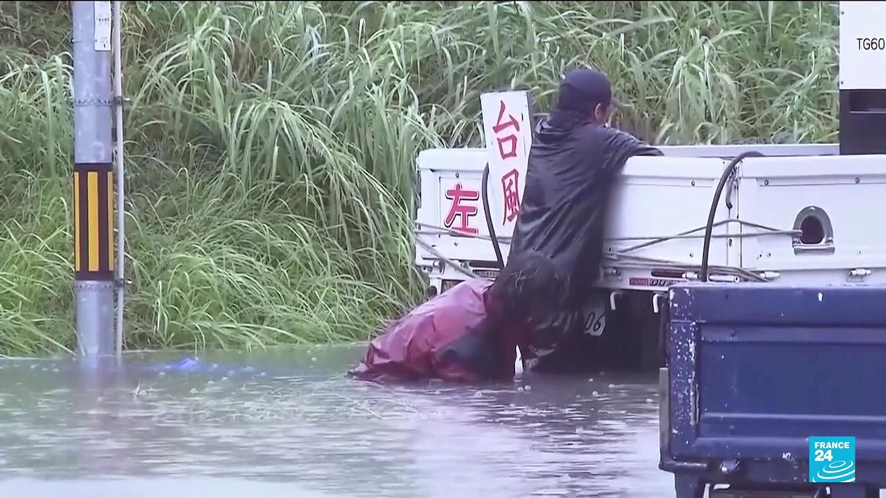 Typhoon Shanshan drenches Japan, prompting landslide and flood alerts