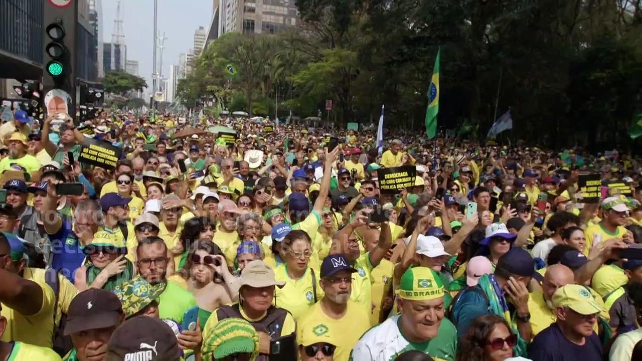 Brazil's right rallies with Bolsonaro after X suspended