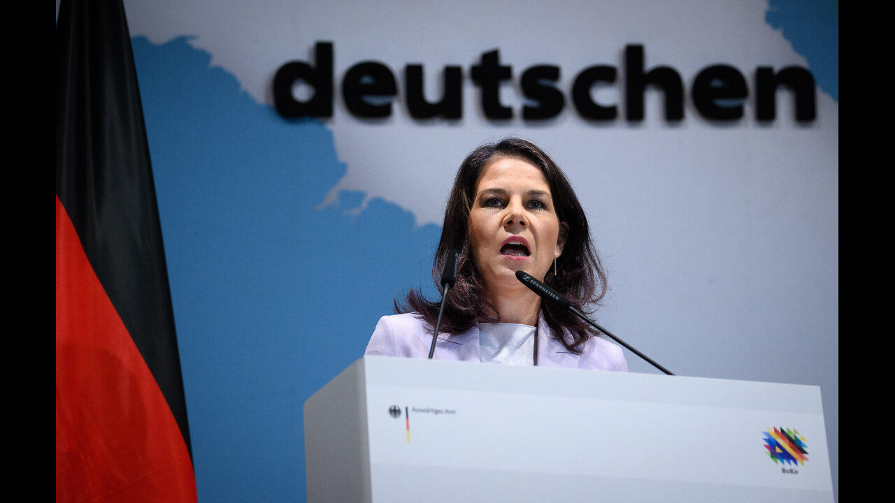 LIVE: Außenministerin Baerbock nimmt an Podiumsdiskussion teil