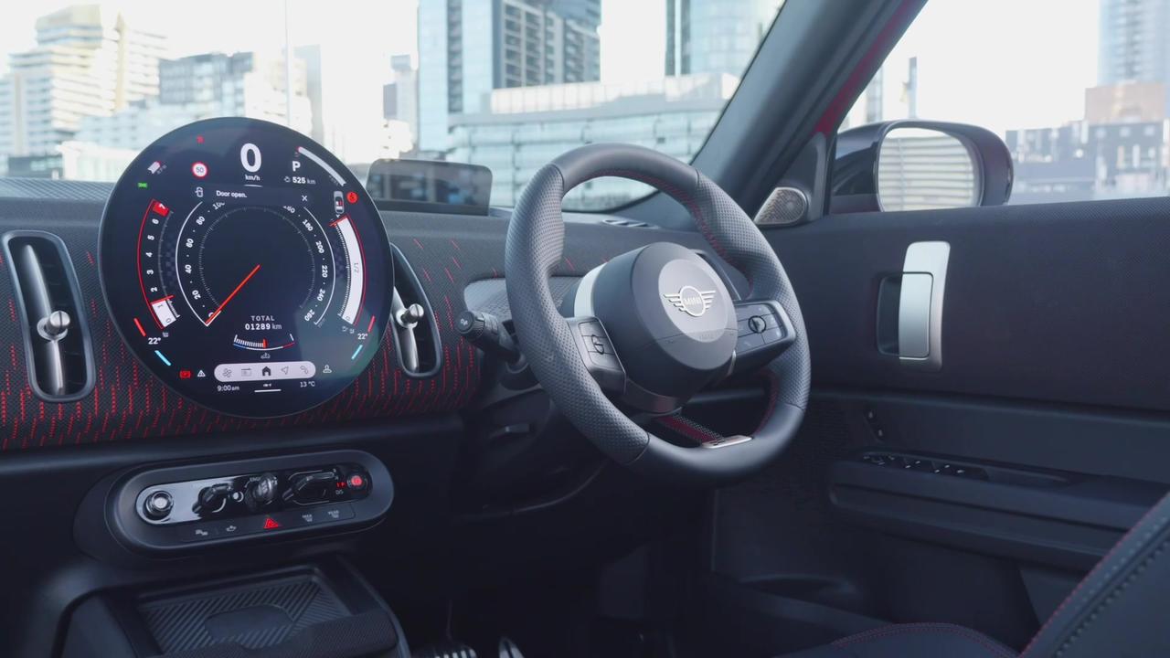 The new Mini JCW Countryman Interior Design