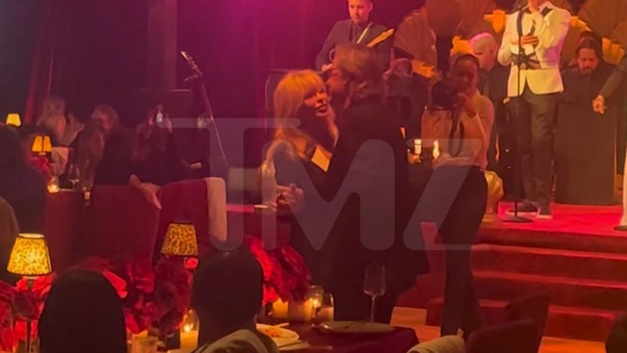 Goldie Hawn & Kurt Russell Dance at Charity Gala