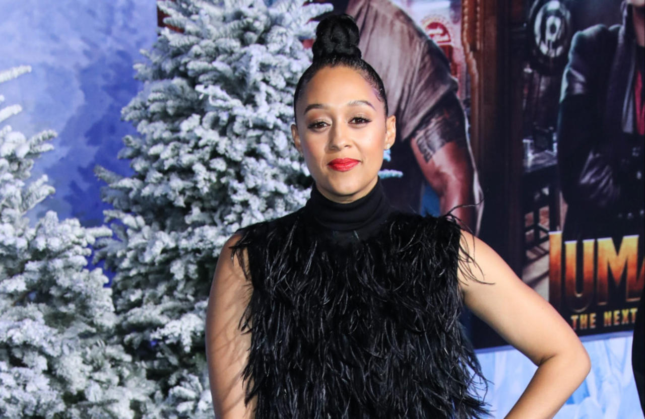 Tia Mowry stopped dating because the men she met had held on to an 'infatuation' from her 'Sister, Sister' days