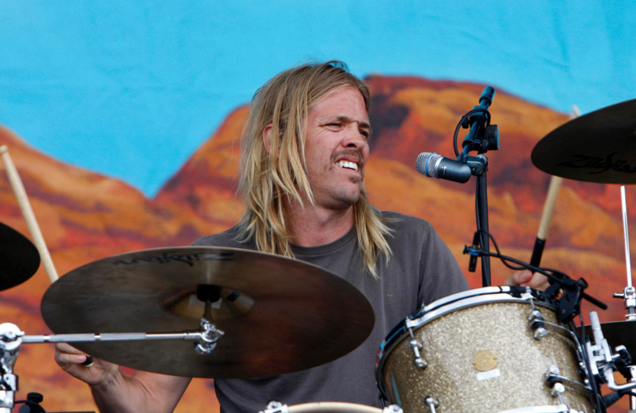 The Struts frontman Luke Spiller wrote and recorded a Bond theme with Taylor Hawkins