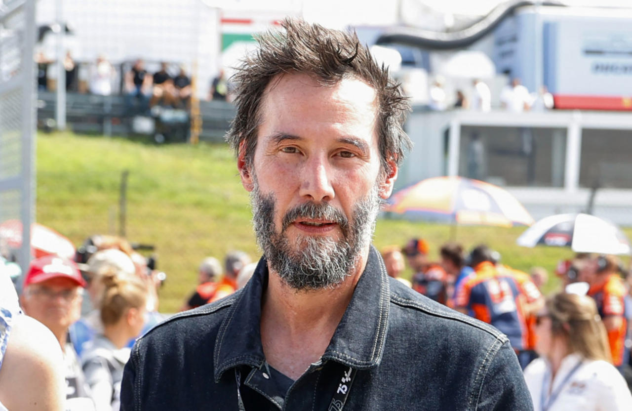 Keanu Reeves made his professional car racing debut coming 25th out of 35 cars