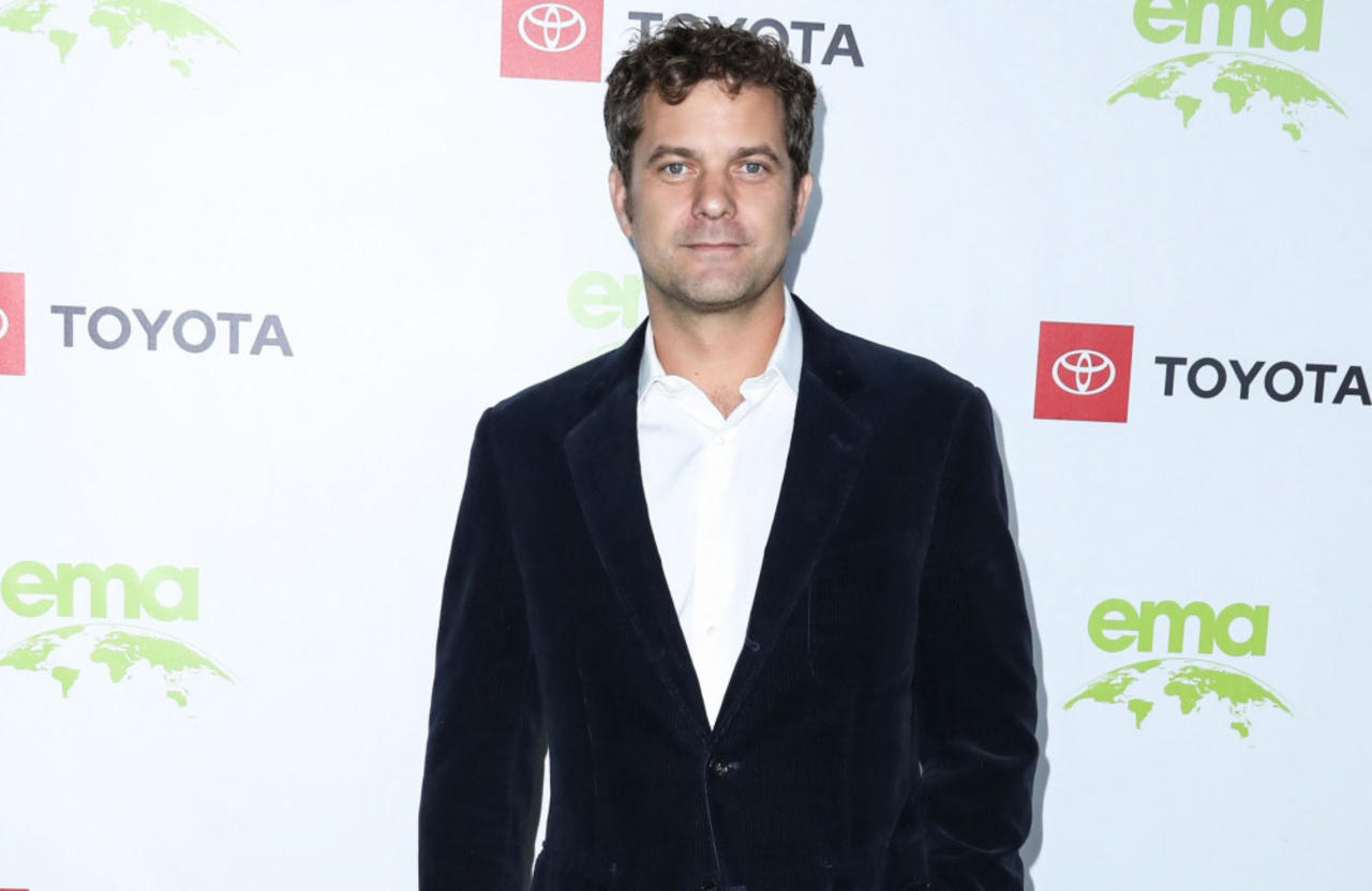 Joshua Jackson is in 'love' with a spooky fan theory about his new ‘Doctor Odyssey’ TV series