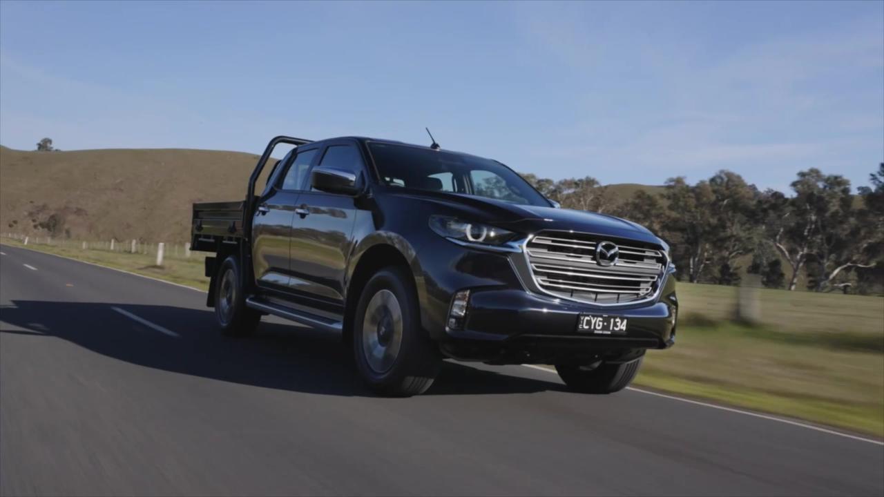 2024 Mazda BT-50 Driving Video