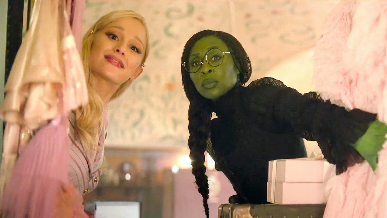 Go Inside Elphaba & Galinda's Dorm Room from Wicked