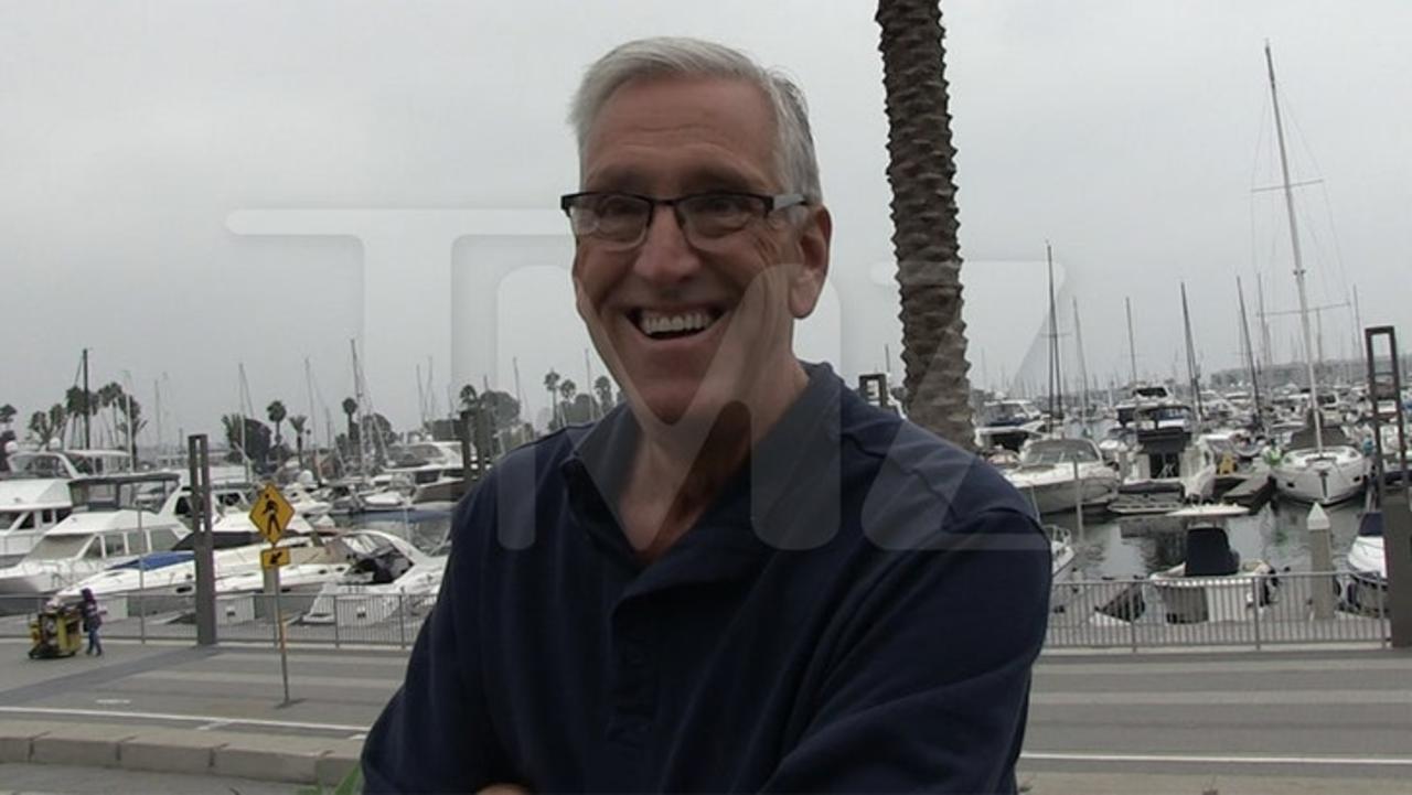 'Golden Bachelorette's Bob Kilroy Flooded With Lesbian Thanksgiving Requests