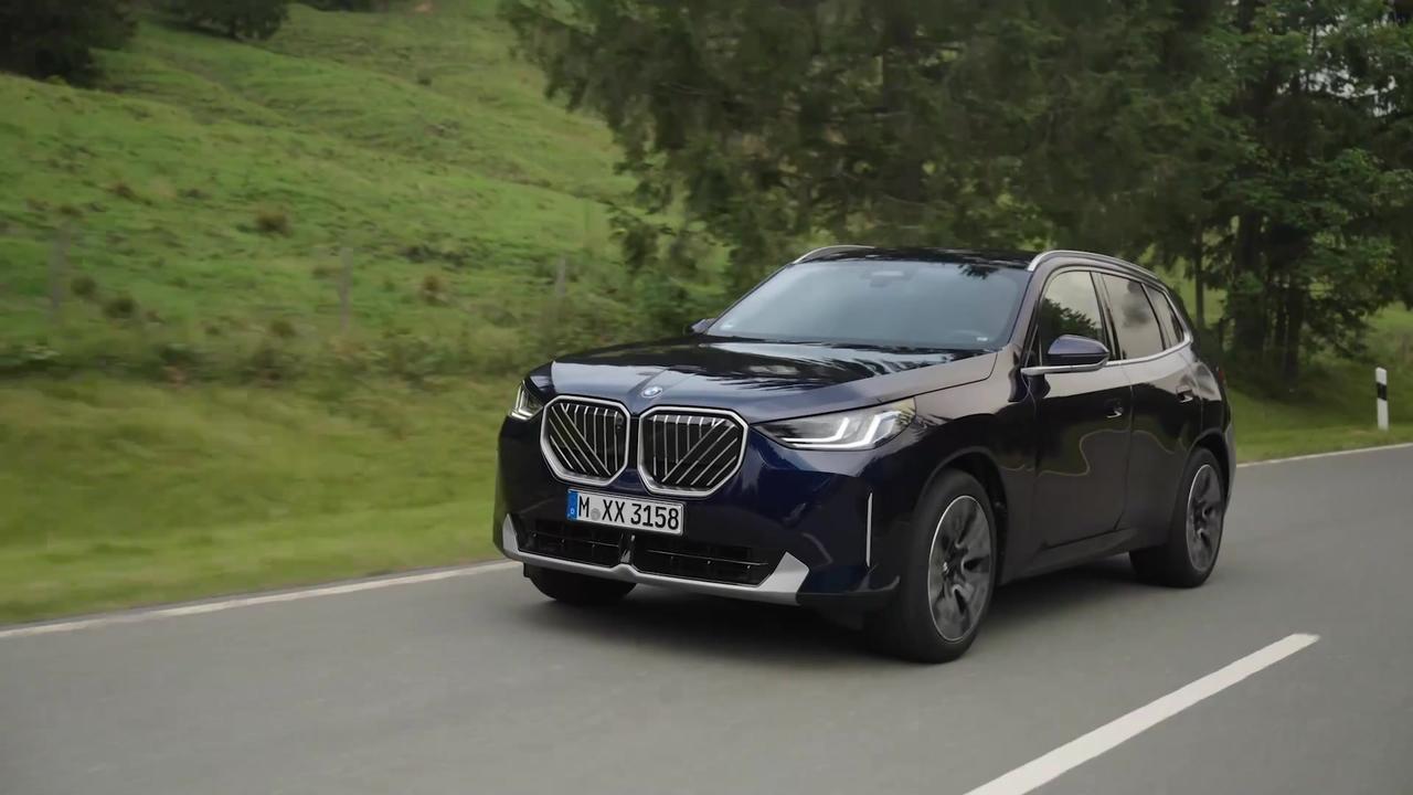 The new BMW X3 20 xDrive in Tansanite Blue Driving Video