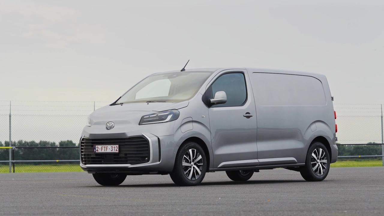 2024 Toyota PROACE Comfort L1 BEV Design in Grey Cloud